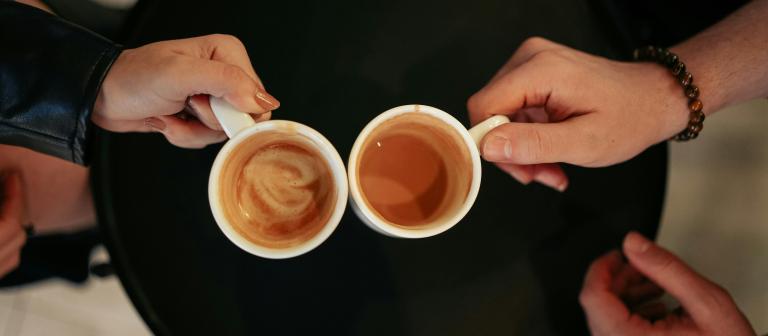 Foto van twee kopjes koffie