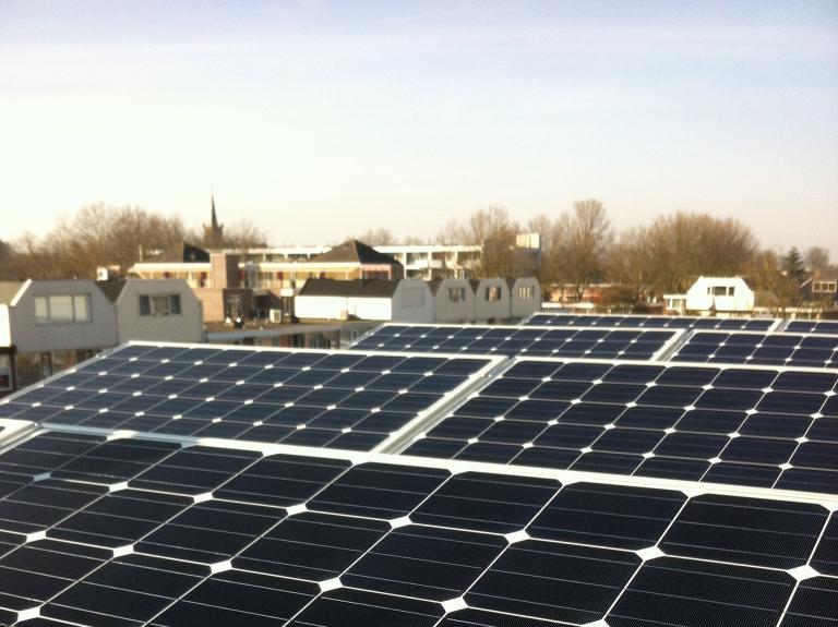 Zonnepanelen; Zelf Stroom Opwekken | HIER